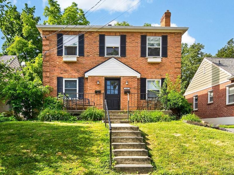 3333 S Sterling, Cincinnati, OH 45209 Photo 1