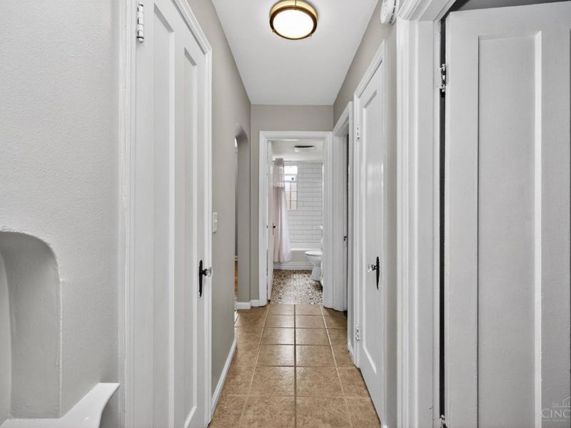 3333 S Sterling, Cincinnati, OH 45209 Photo 12
