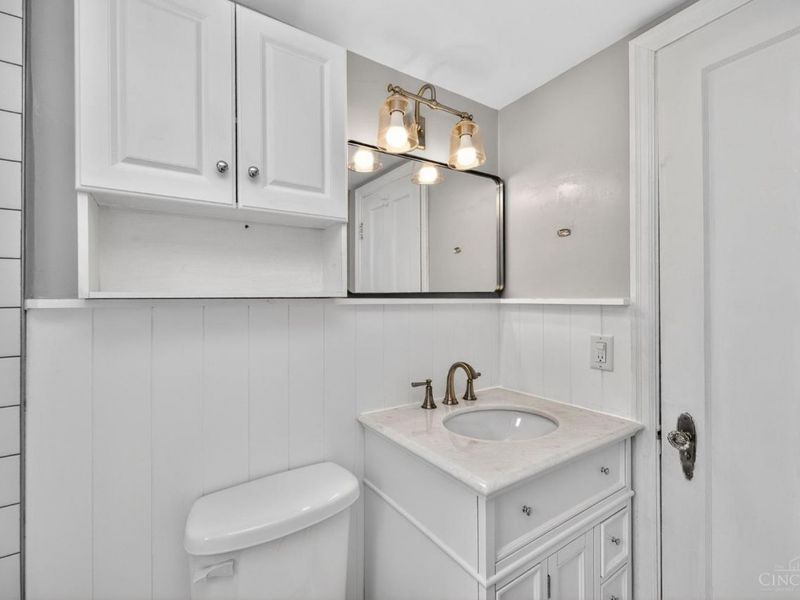 3333 S Sterling, Cincinnati, OH 45209 Photo 21