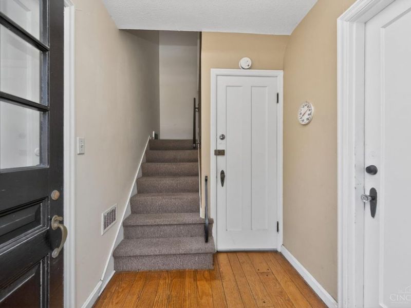 3333 S Sterling, Cincinnati, OH 45209 Photo 3