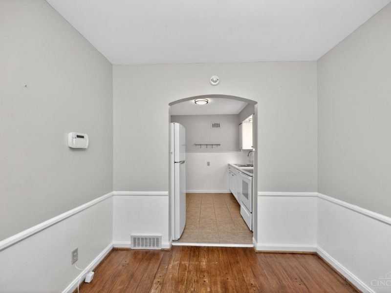 3333 S Sterling, Cincinnati, OH 45209 Photo 4