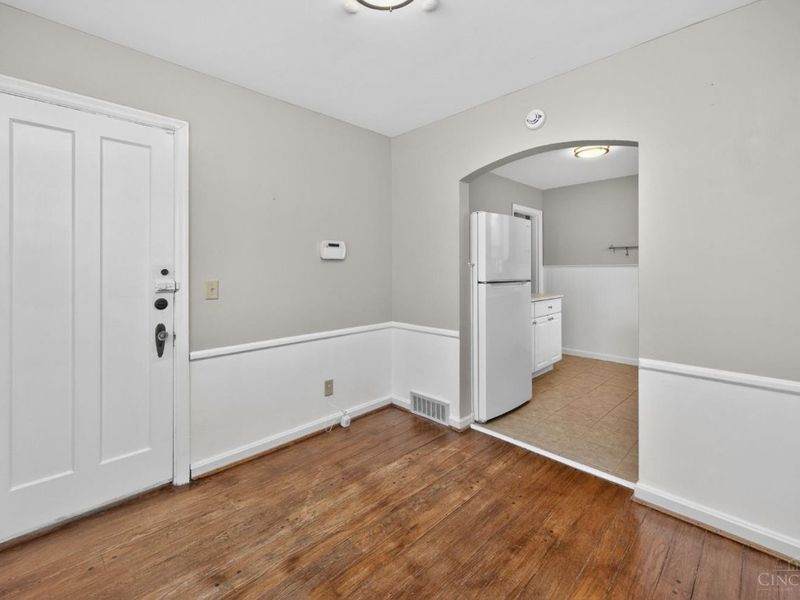 3333 S Sterling, Cincinnati, OH 45209 Photo 6