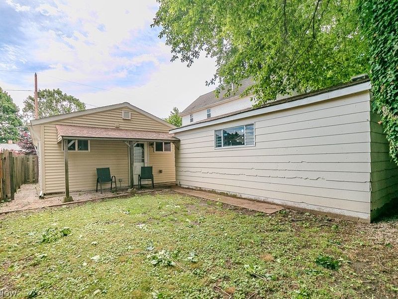 966 Windermere Drive, Willoughby, OH 44094 Photo 17