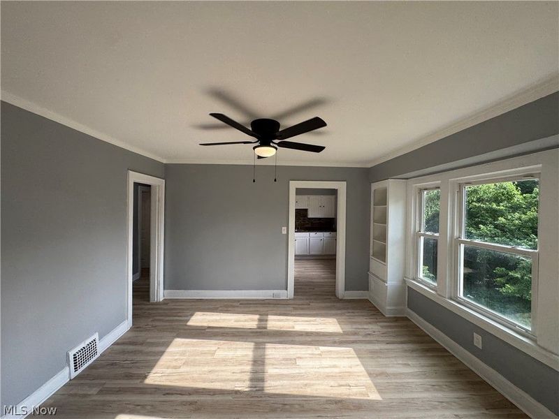 10502 Miles Avenue , Cleveland, OH 44105 Photo 23