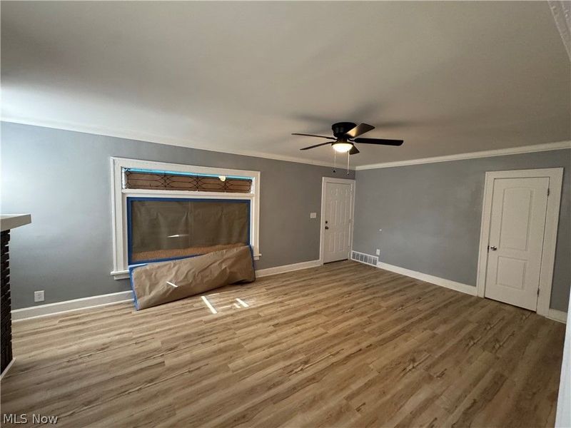 10502 Miles Avenue , Cleveland, OH 44105 Photo 4