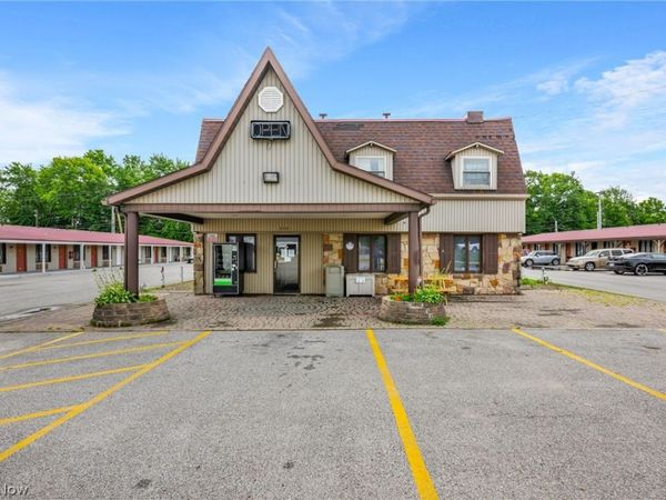 2321 Southgate , Cambridge, OH 43725