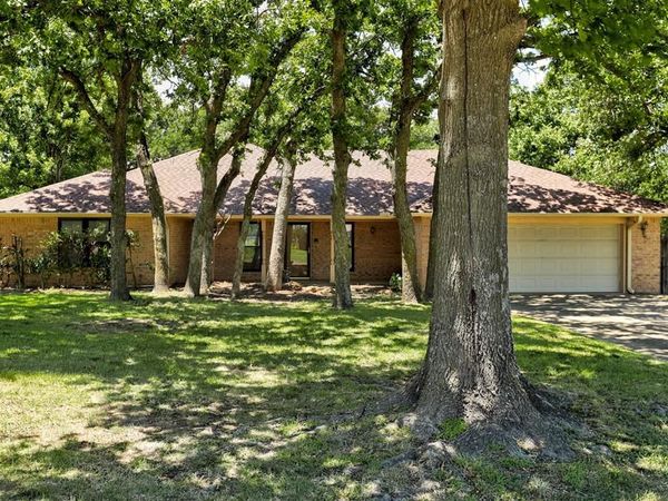 1617 High Meadows Drive, Choctaw, OK 73020