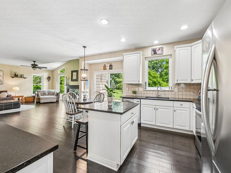 7355 Upper Cambridge Way , Westerville, OH 43082 Photo 21