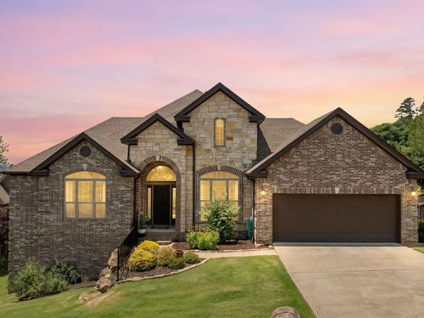 124 Crestview Drive , Maumelle, AR 72113