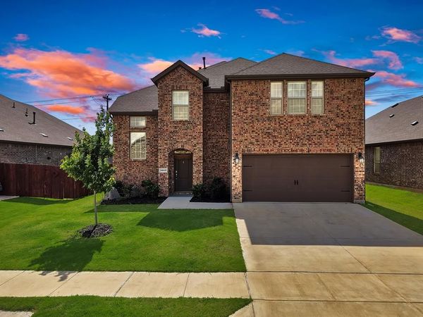3813 Silver City Avenue, Aubrey, TX 76227