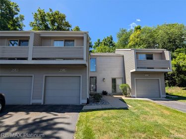 2085 Fox Hollow Drive, Meridian Township, Mi 48864