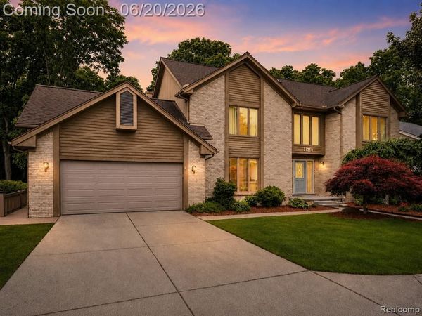 31250 Westwood Road, Farmington Hills, MI 48331