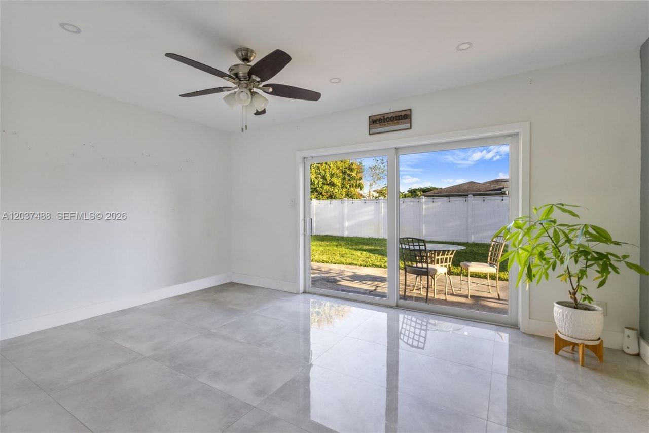 8014 NW 101st Ave , Tamarac, FL 33321 Photo