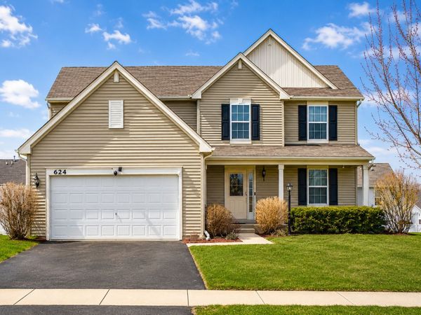 624 Marcello Drive , Hampshire, IL 60140