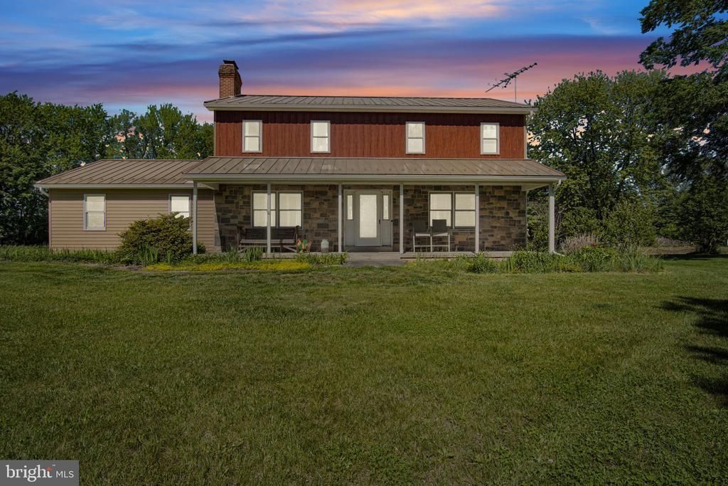 720 SEITZ DRIVE , LEWISBERRY, PA 17339