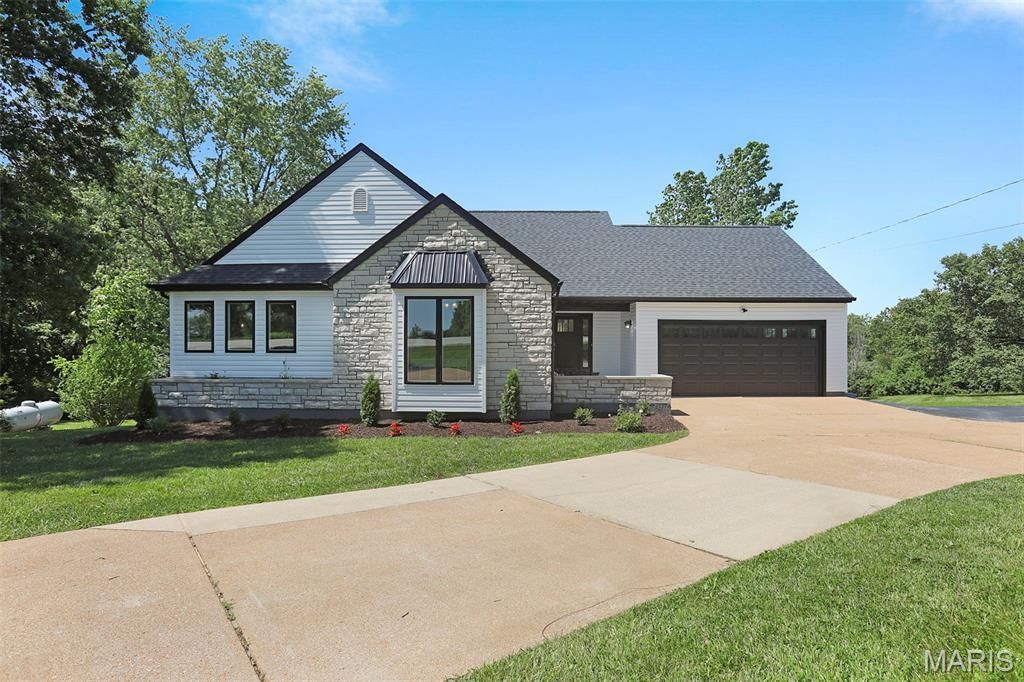 263 Old Highway 100, Villa Ridge, MO 63089 Main Photo
