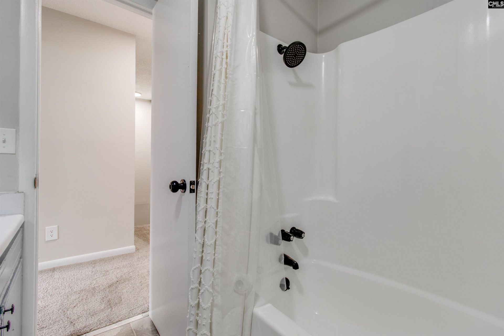 308 Percival Road  Photo 24