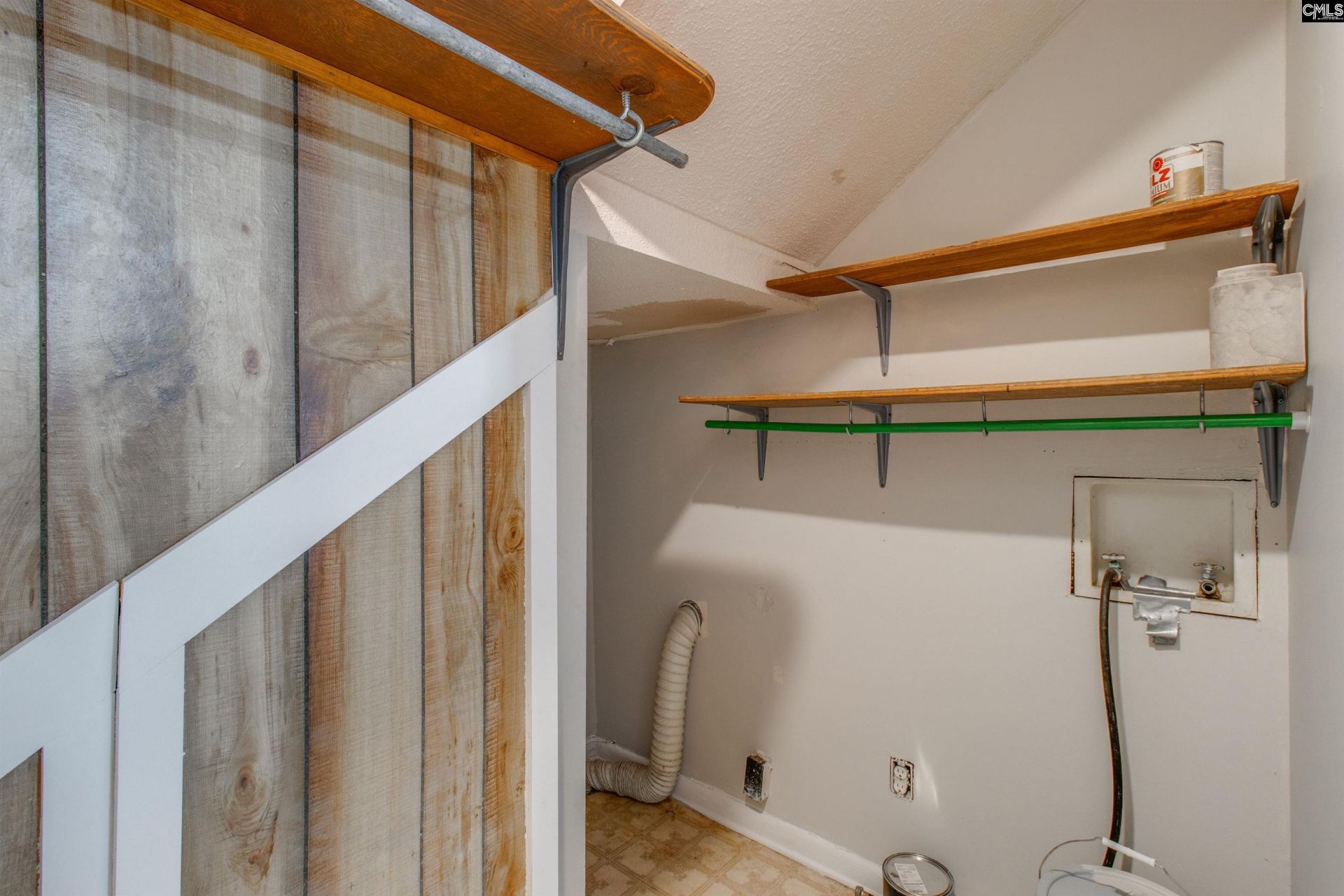 308 Percival Road  Photo 25