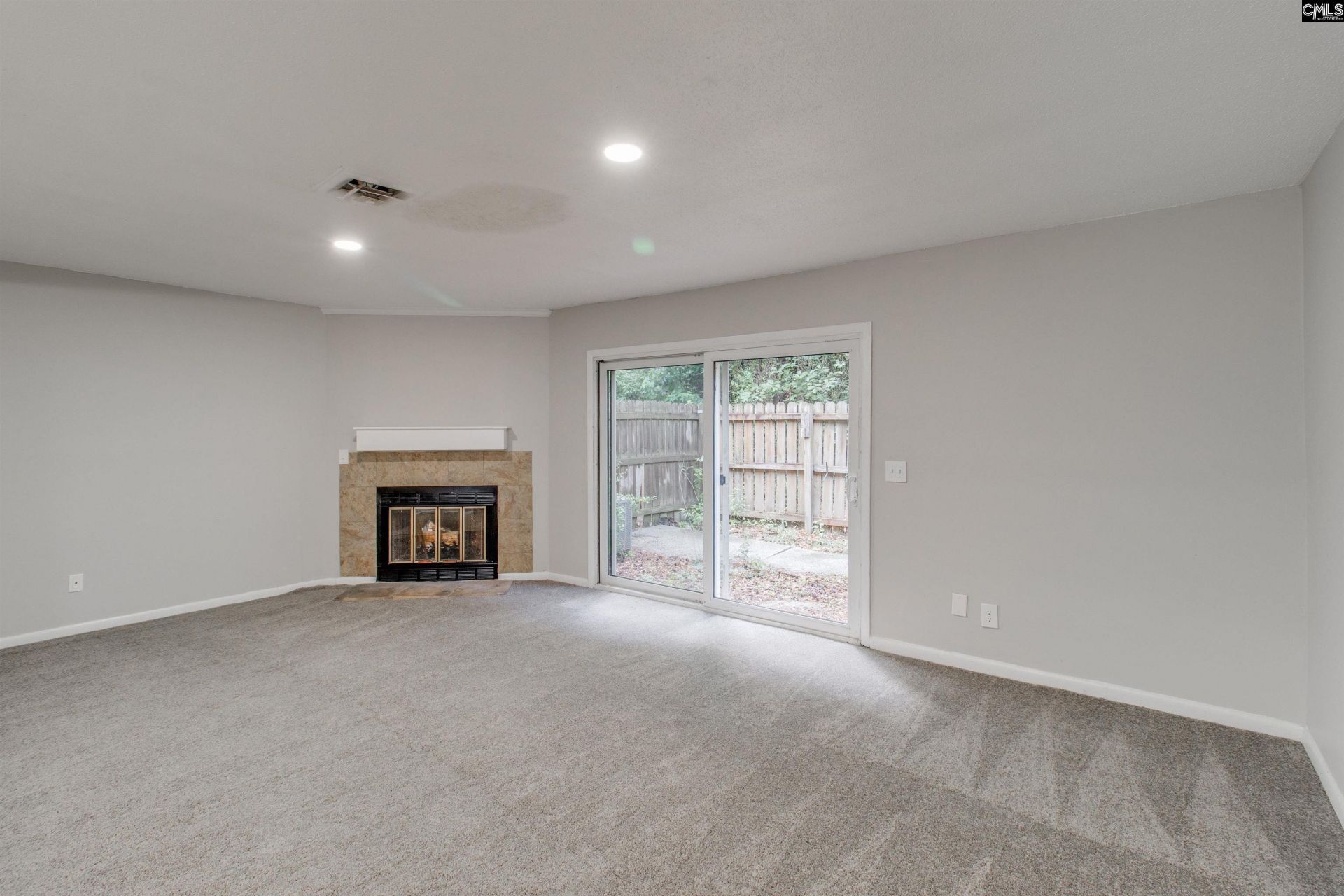 308 Percival Road  Photo 6