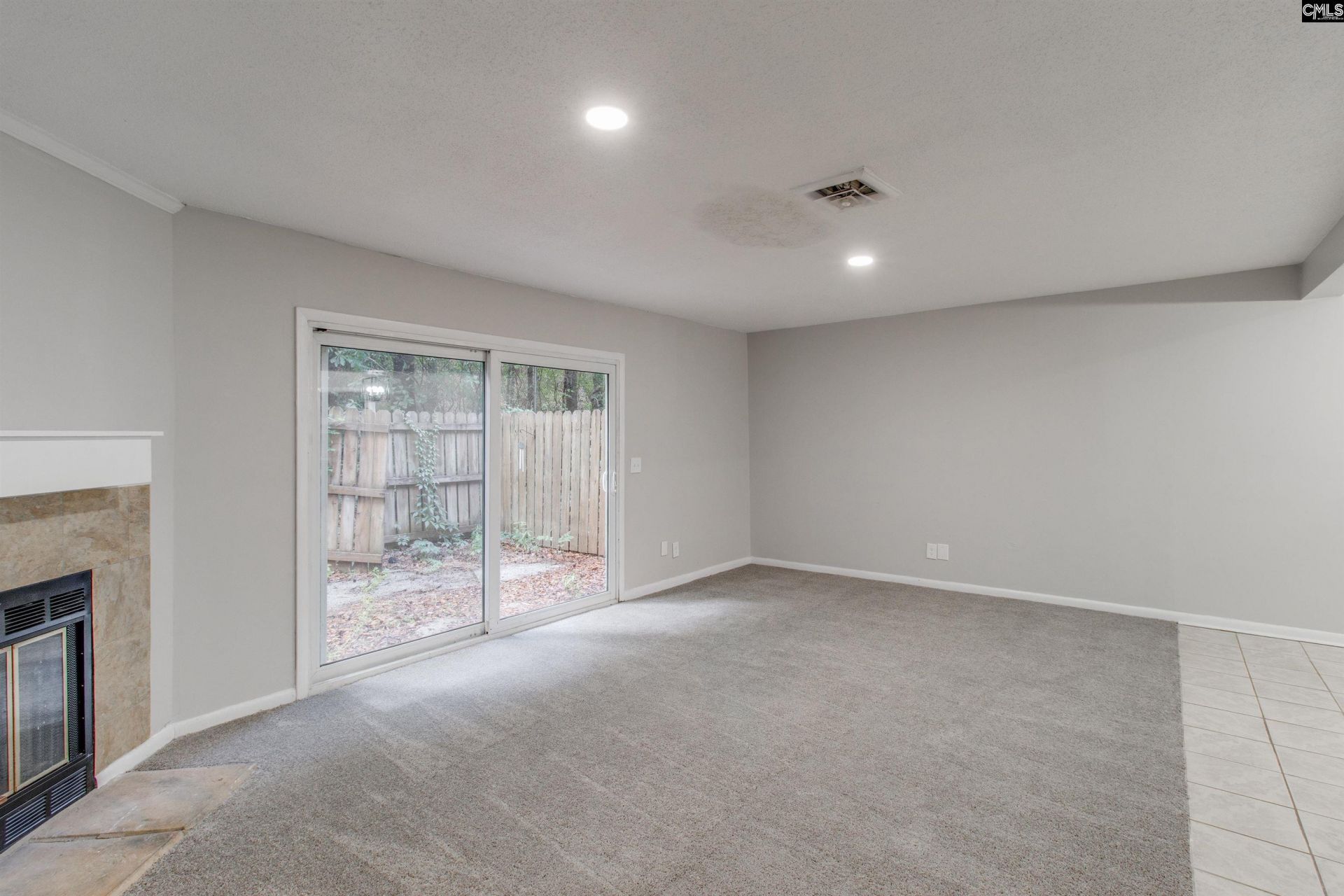 308 Percival Road  Photo 7