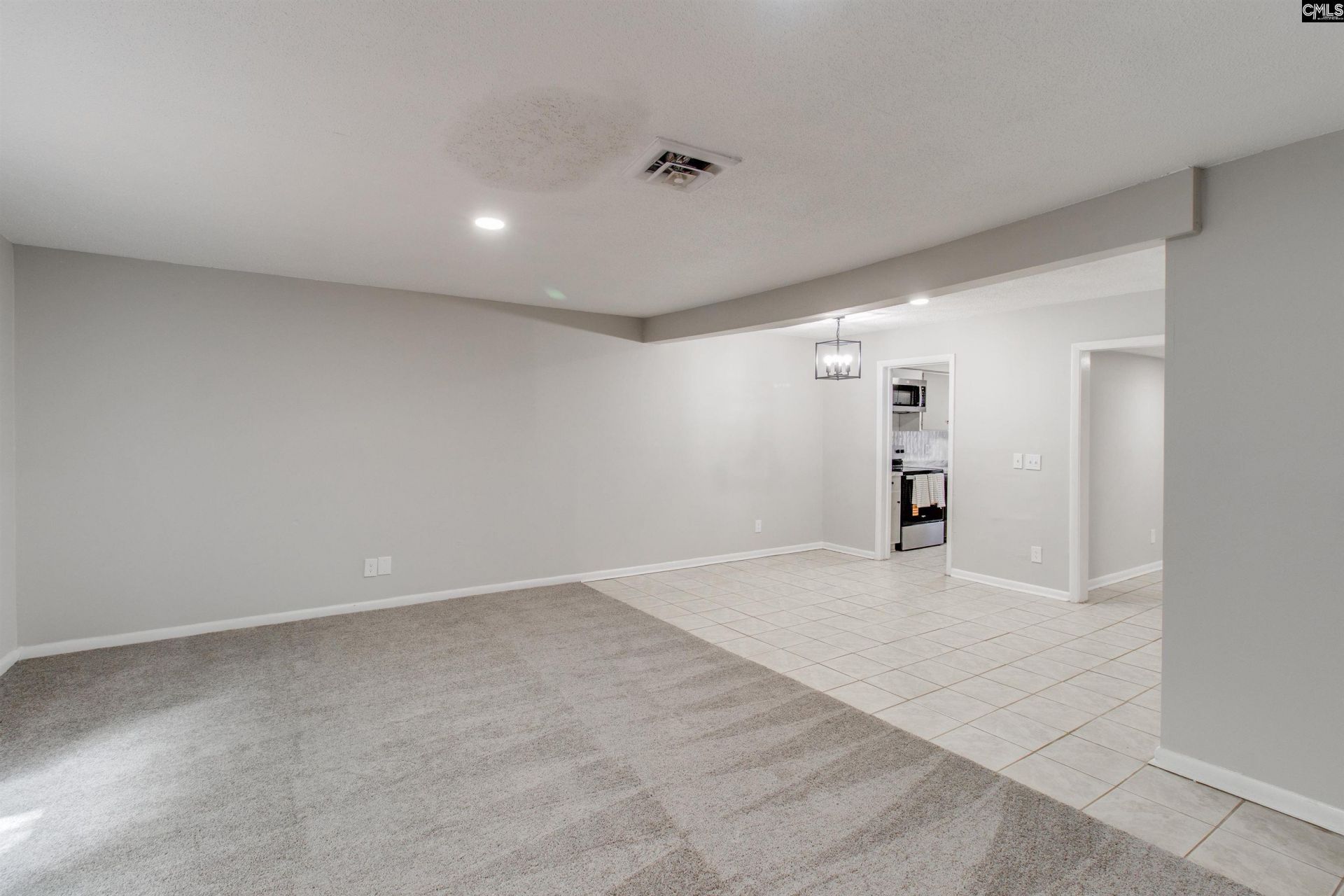 308 Percival Road  Photo 8