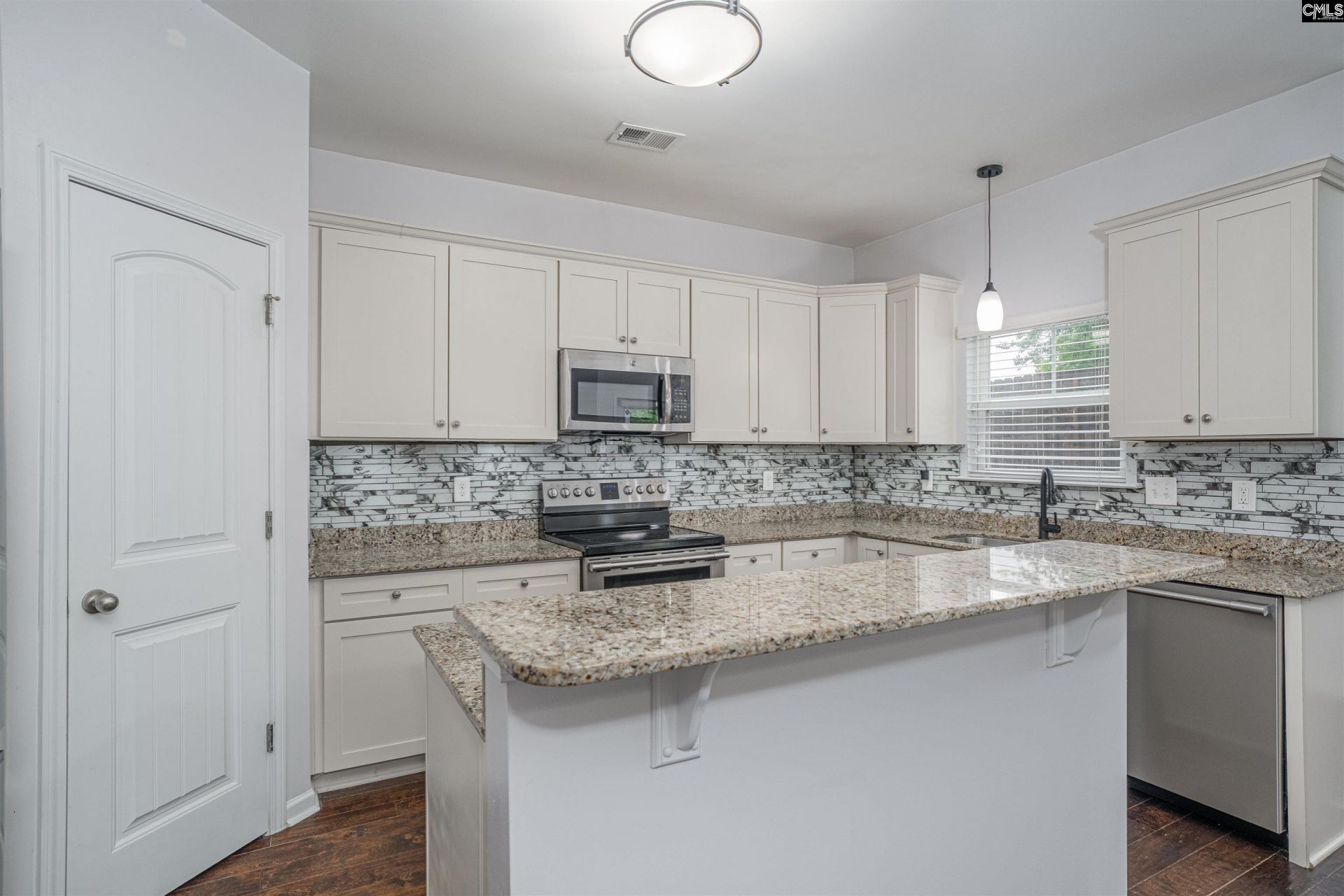 240 Cinnamon Hills Lane  Photo 9