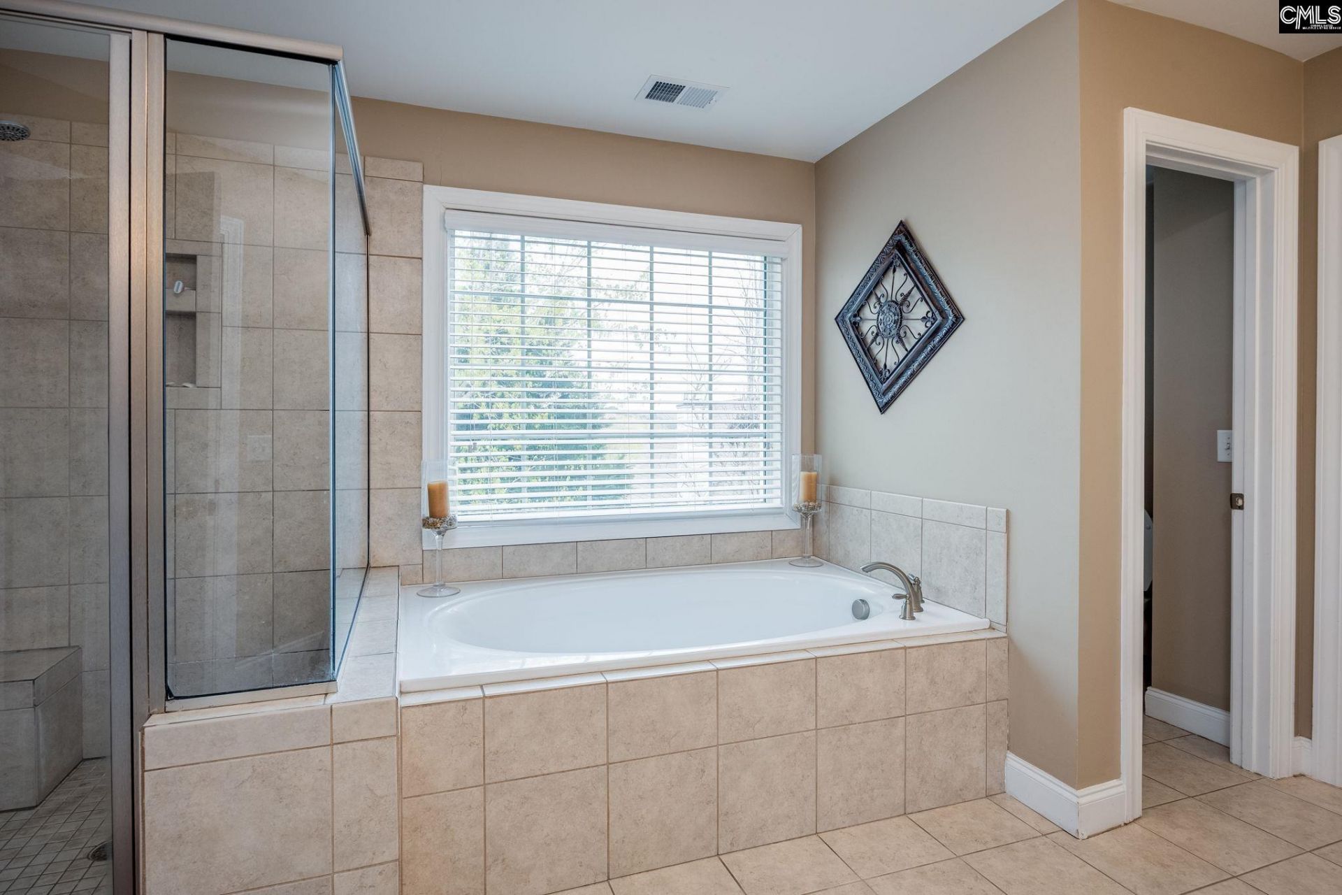 9 N Woodburn Lane  Photo 23