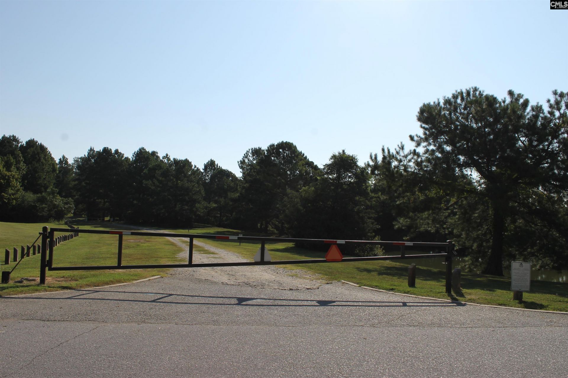 9 N Woodburn Lane  Photo 46