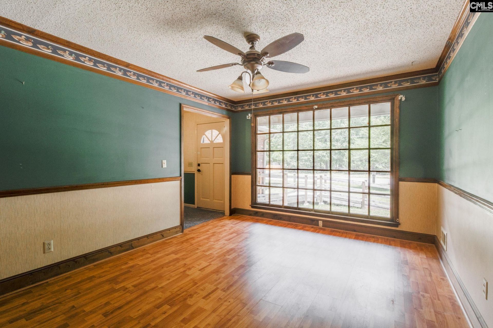 1619 Jessamine Road  Photo 6