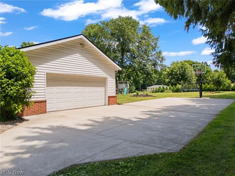 5983 Kungle Road, Clinton, OH 44216 Photo 3