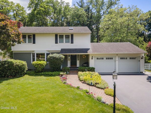 17 Northgate Drive, Albany, NY 12203