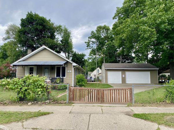 319 Holly Street SW, Wyoming, MI 49548