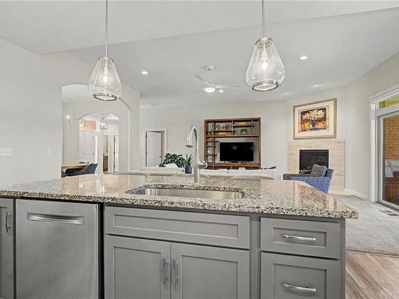884 Saint Simons Lane, Centerville, OH 45458 Photo 20