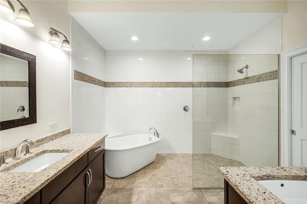 21530 Strada Nuova Cir , Unit 205, Estero, FL 33928 Photo