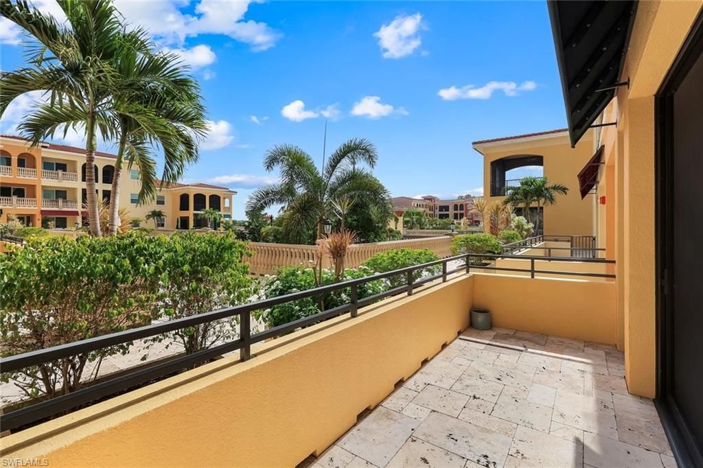 21530 Strada Nuova Cir , Unit 205, Estero, FL 33928 Photo