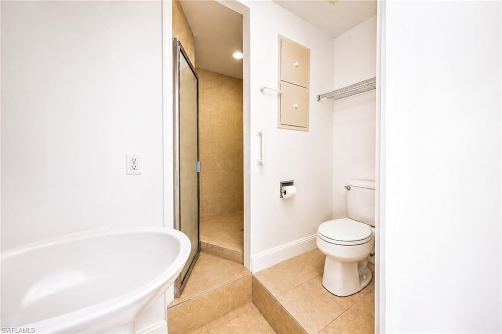 410 Bayfront Pl, Unit 2308, Naples, FL 34102 Photo