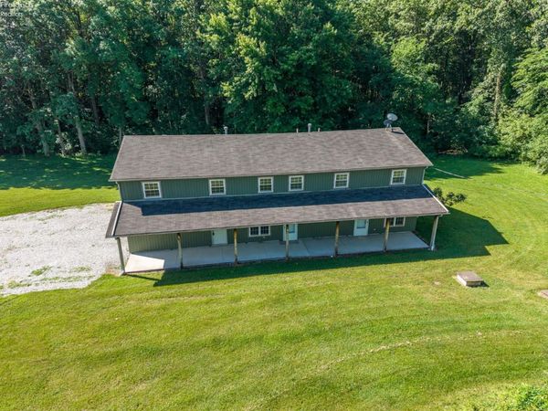 48903 N Ridge Road, Amherst, OH 44001