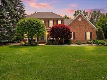 6275 Gott Creek , East Amherst, NY 14051