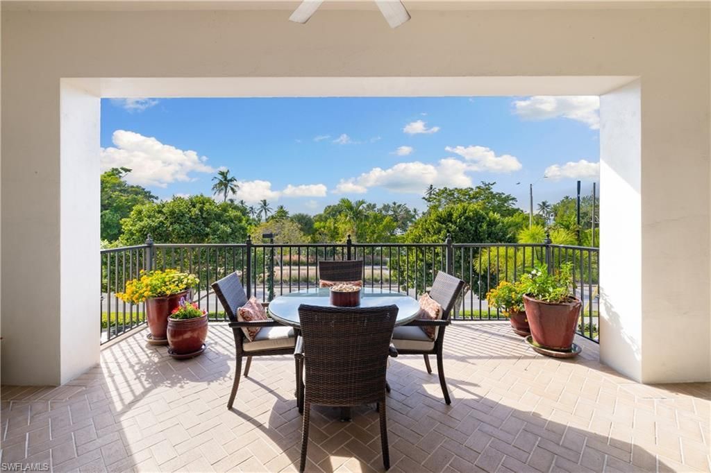 1400 Gulf Shore Blvd N, Unit 201, Naples, FL 34102 Photo