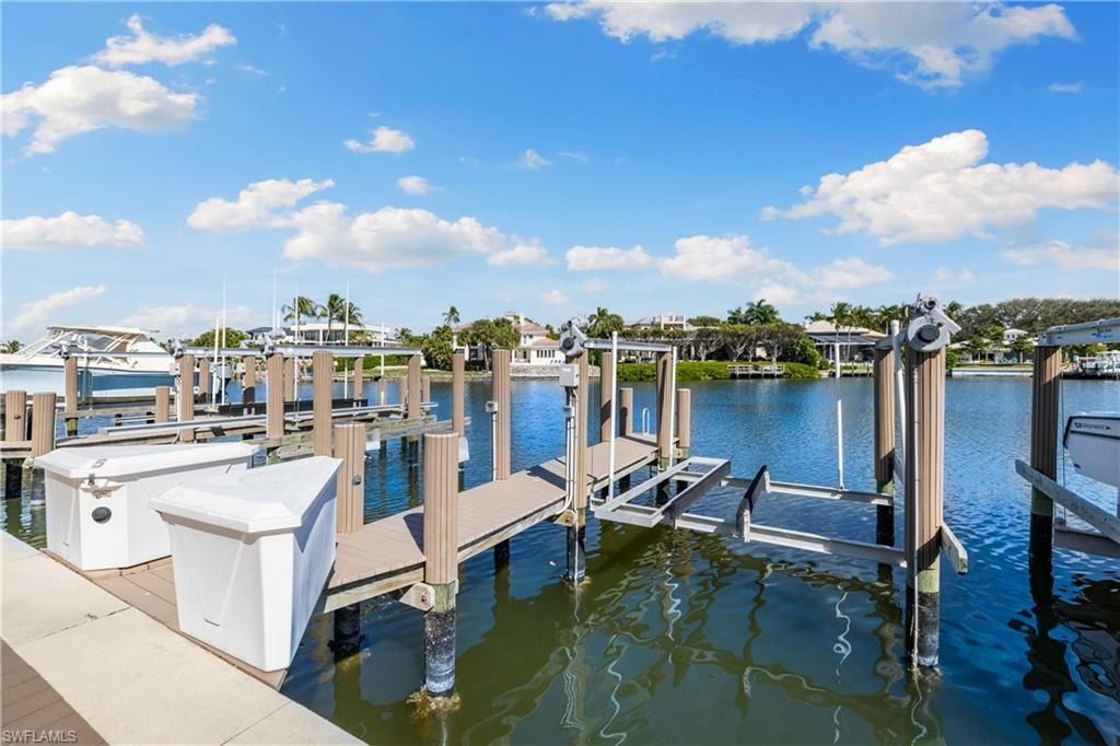 1400 Gulf Shore Blvd N, Unit 201, Naples, FL 34102 Photo