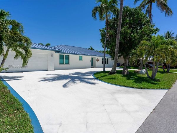 2711 NE 57th Ct , Fort Lauderdale, FL 33308