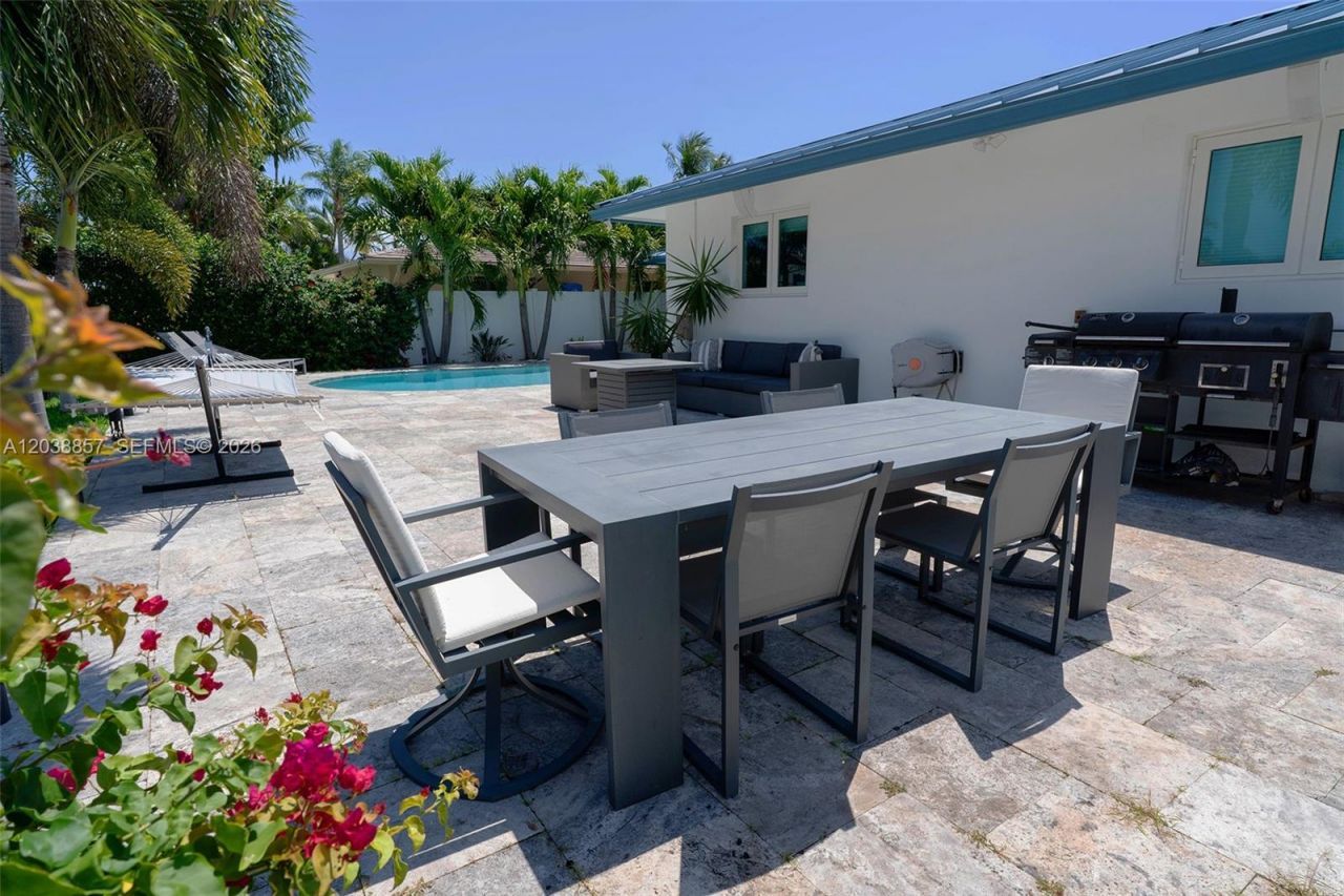 2711 NE 57th Ct , Fort Lauderdale, FL 33308 Photo