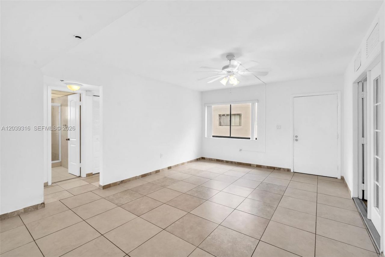 8700 SW 133rd Ave Rd , Unit 312, Miami, FL 33183 Photo