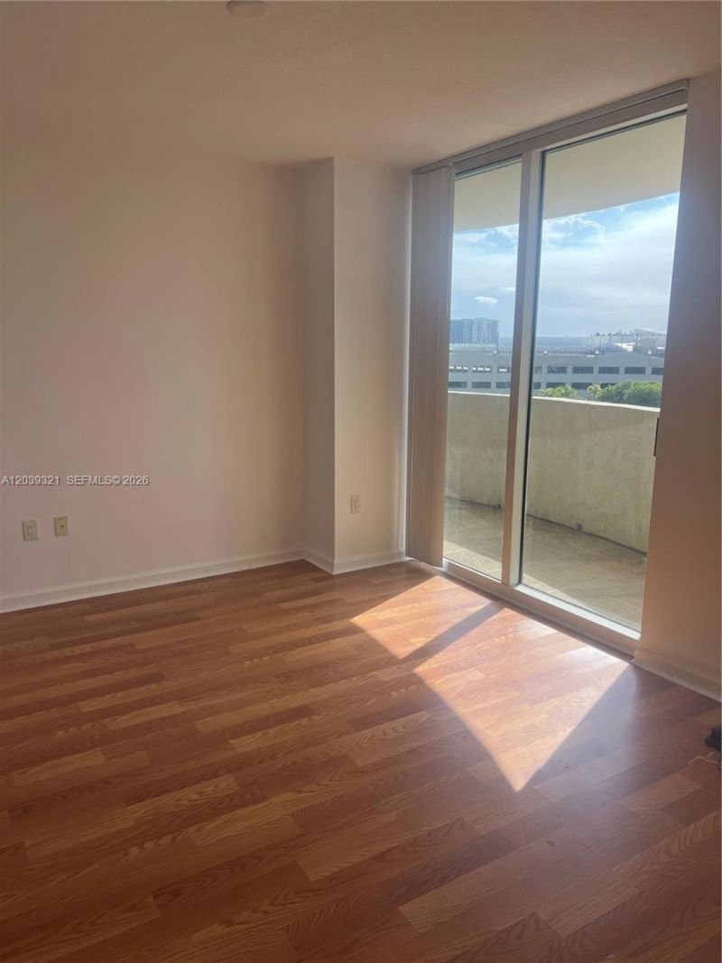19501 W Country Club Dr, Unit 611, Aventura, FL 33180 Photo