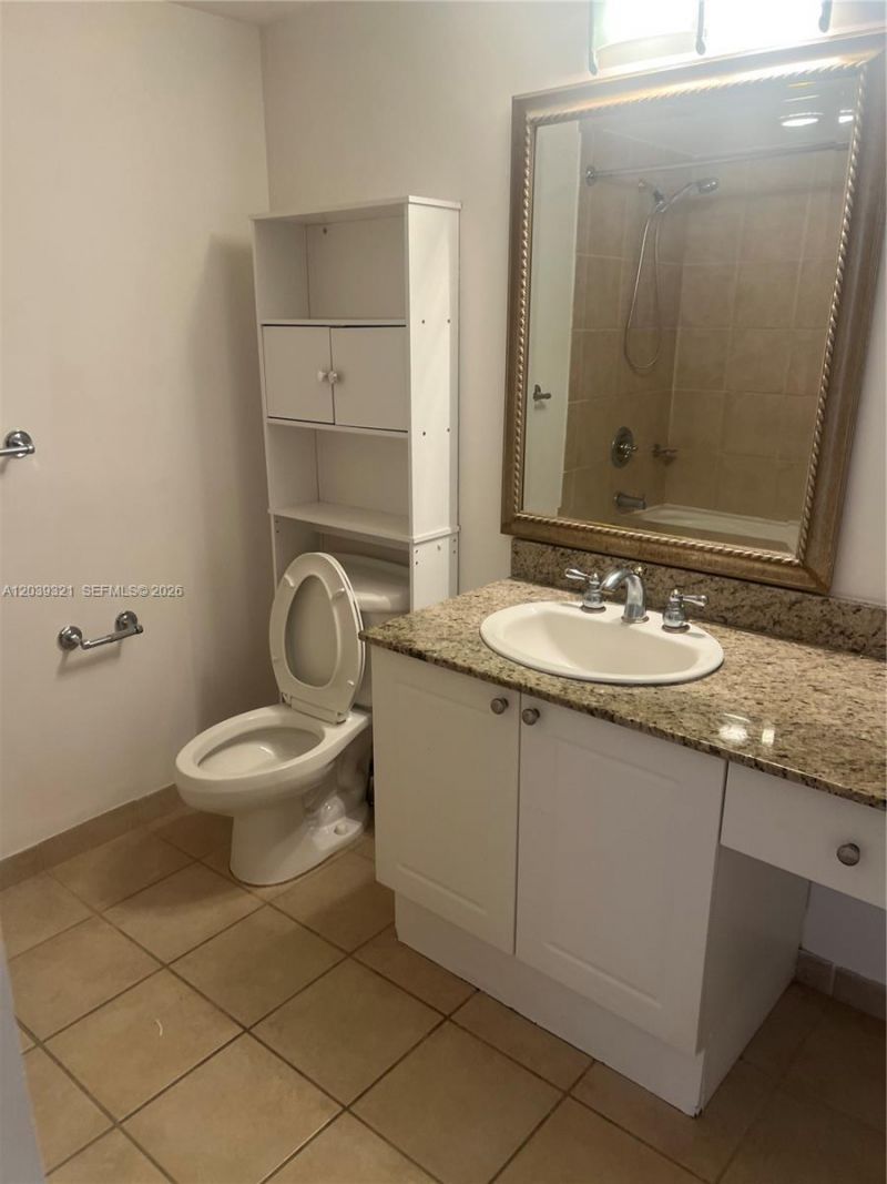 19501 W Country Club Dr, Unit 611, Aventura, FL 33180 Photo