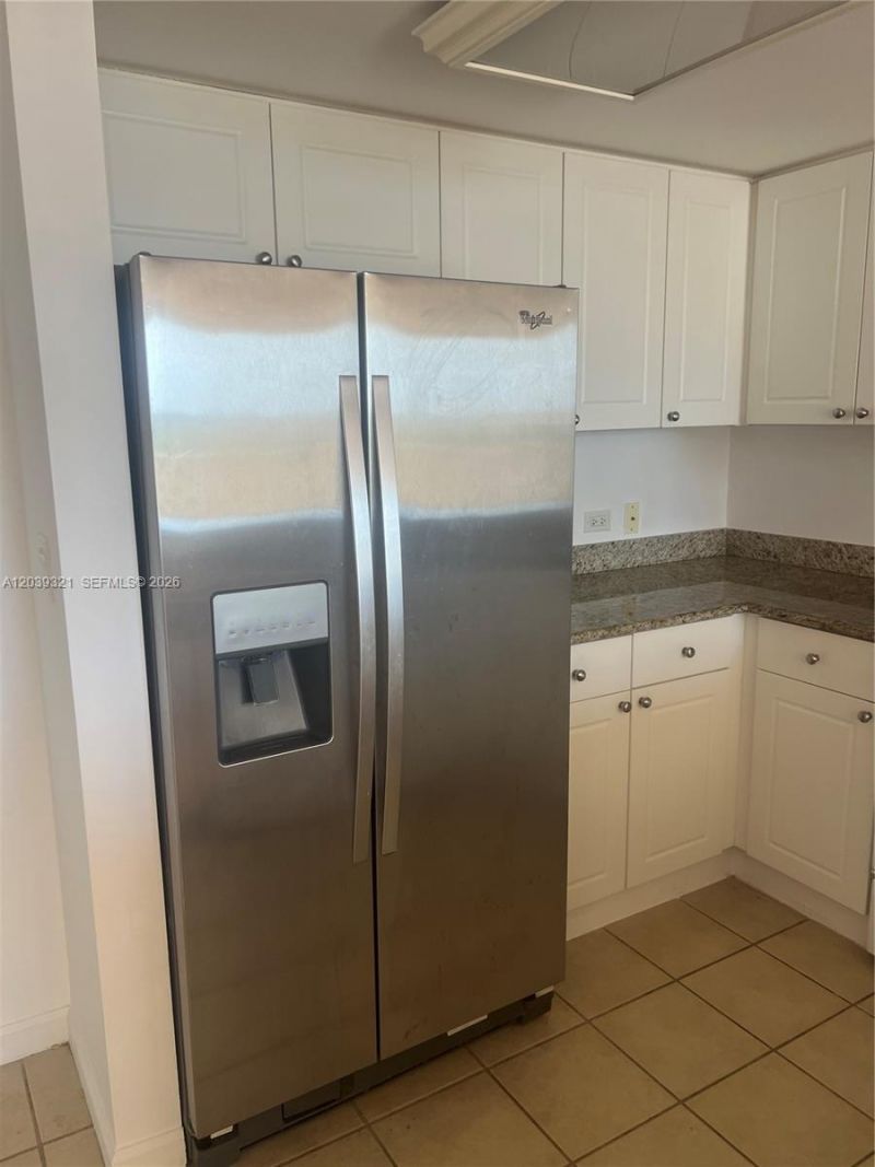 19501 W Country Club Dr, Unit 611, Aventura, FL 33180 Photo
