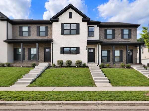 302 Lynwood Station Blvd, Mount Juliet, TN 37122