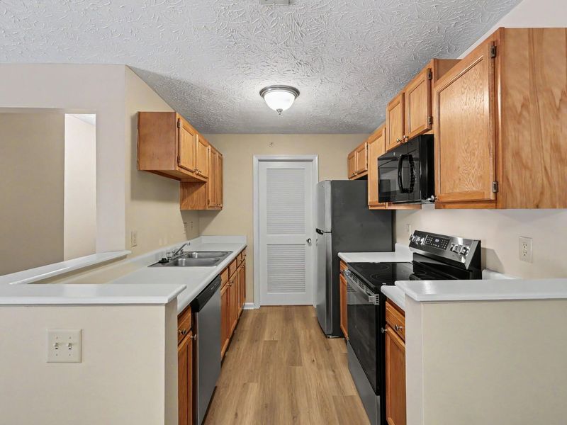 551 Napa Valley Lane, Unit 6, Crestview Hills, KY 41017 Photo 3