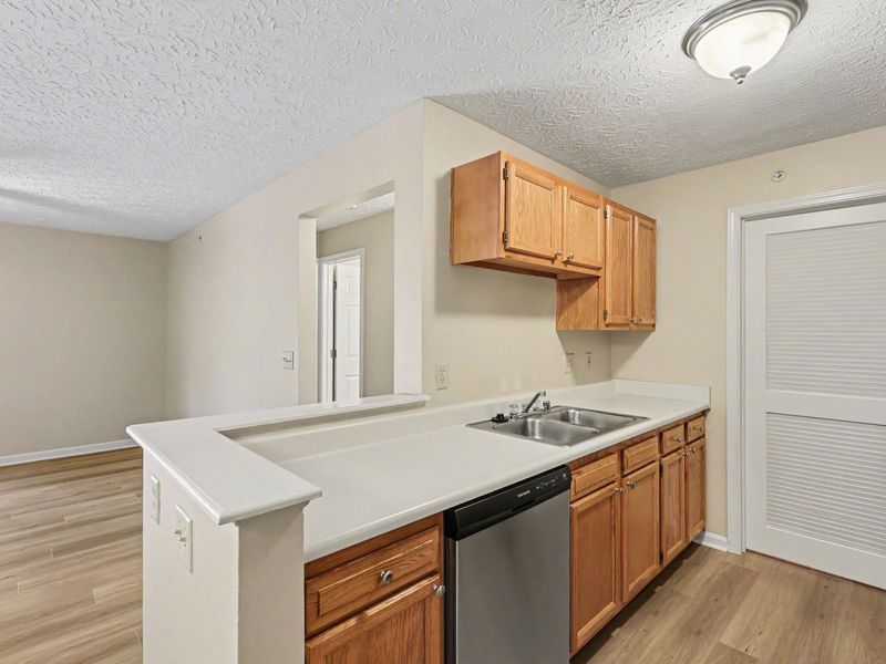 551 Napa Valley Lane, Unit 6, Crestview Hills, KY 41017 Photo 4
