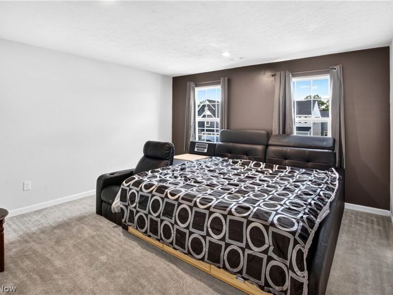 6159 Krystina Run , Lorain, OH 44053 Photo 23
